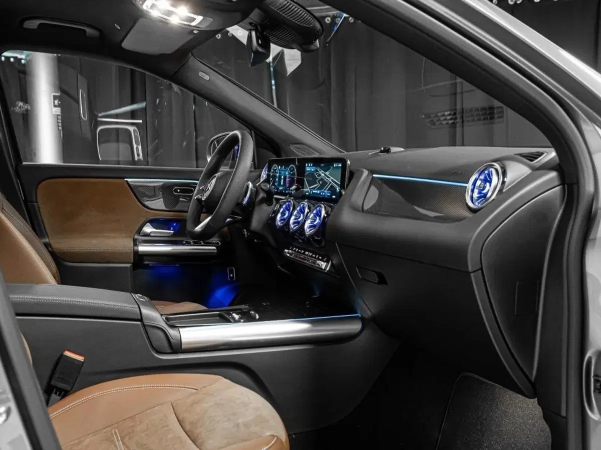 Mercedes-Benz GLA SUV nuova a Ancona (17)