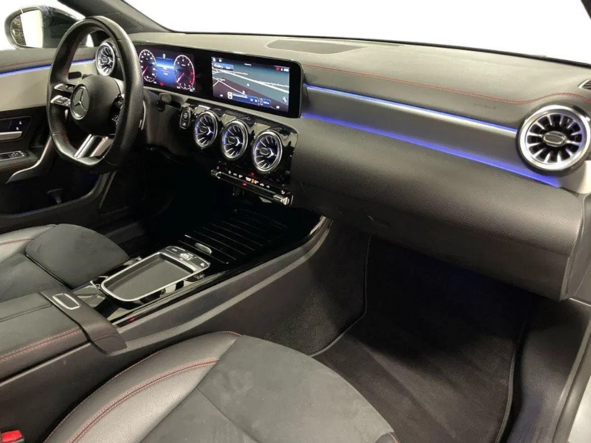 Mercedes-Benz CLA Shooting Brake usata a Ancona (12)