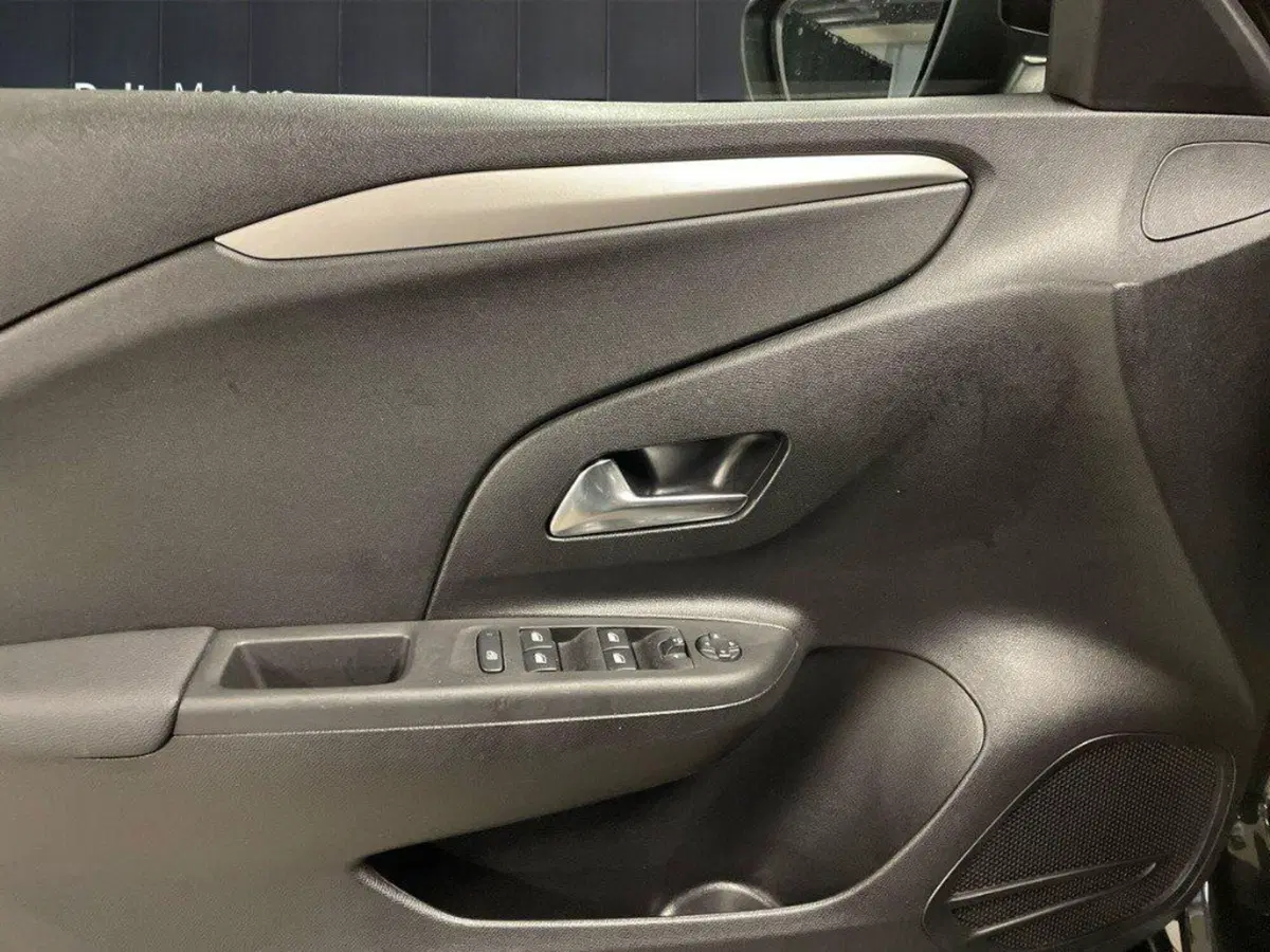 Opel Corsa usata a Ancona (17)
