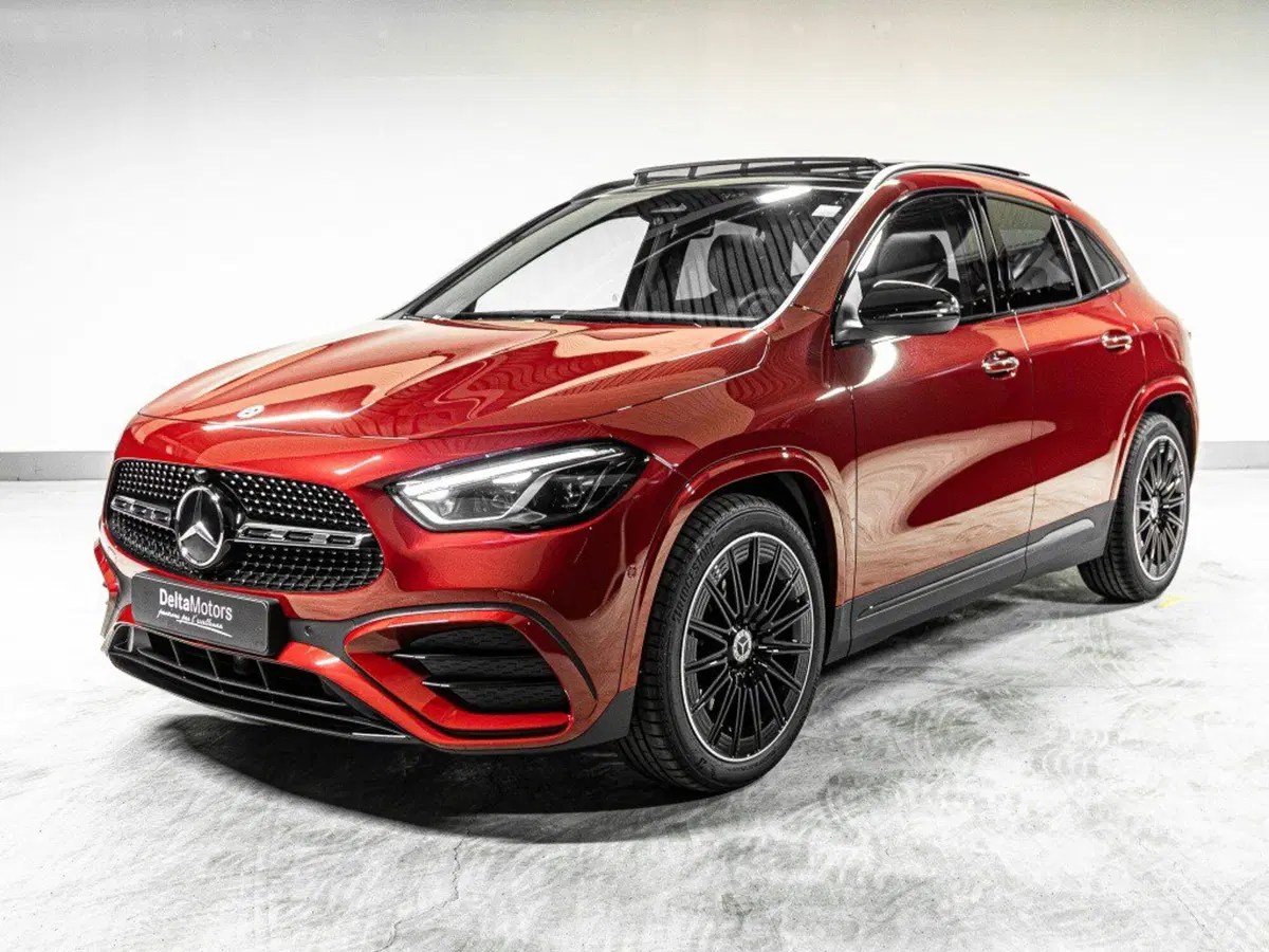 Mercedes-Benz GLA SUV nuova a Ancona