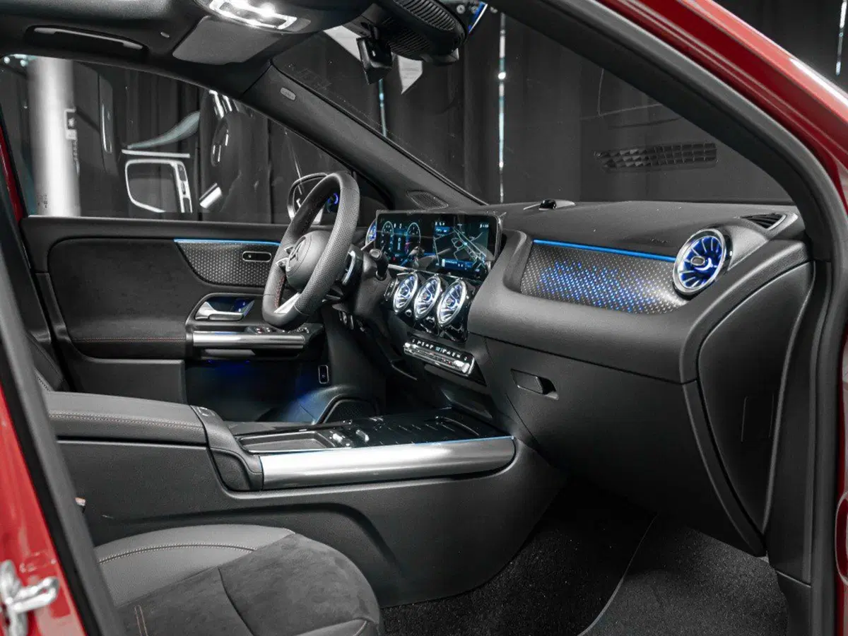 Mercedes-Benz GLA SUV nuova a Ancona (14)