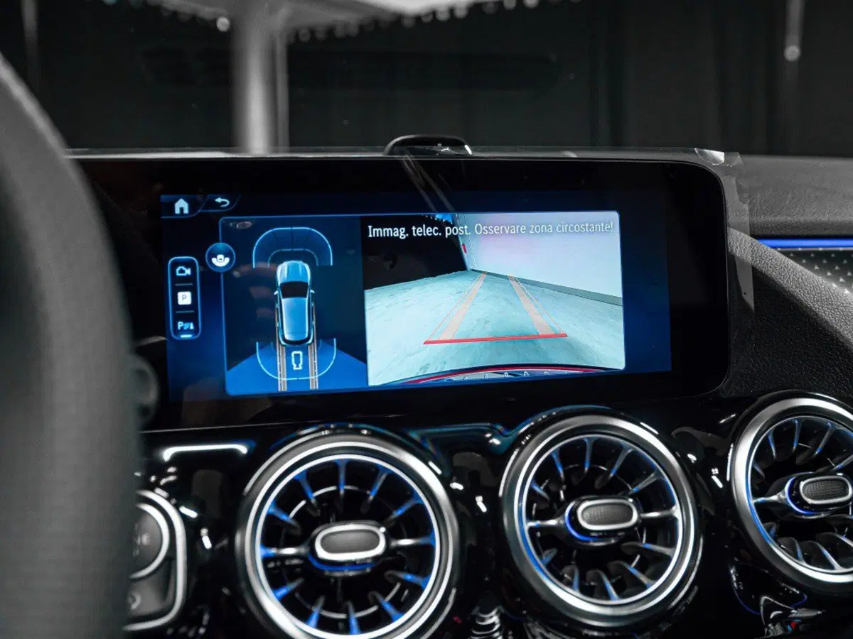 Mercedes-Benz GLA SUV nuova a Ancona (19)