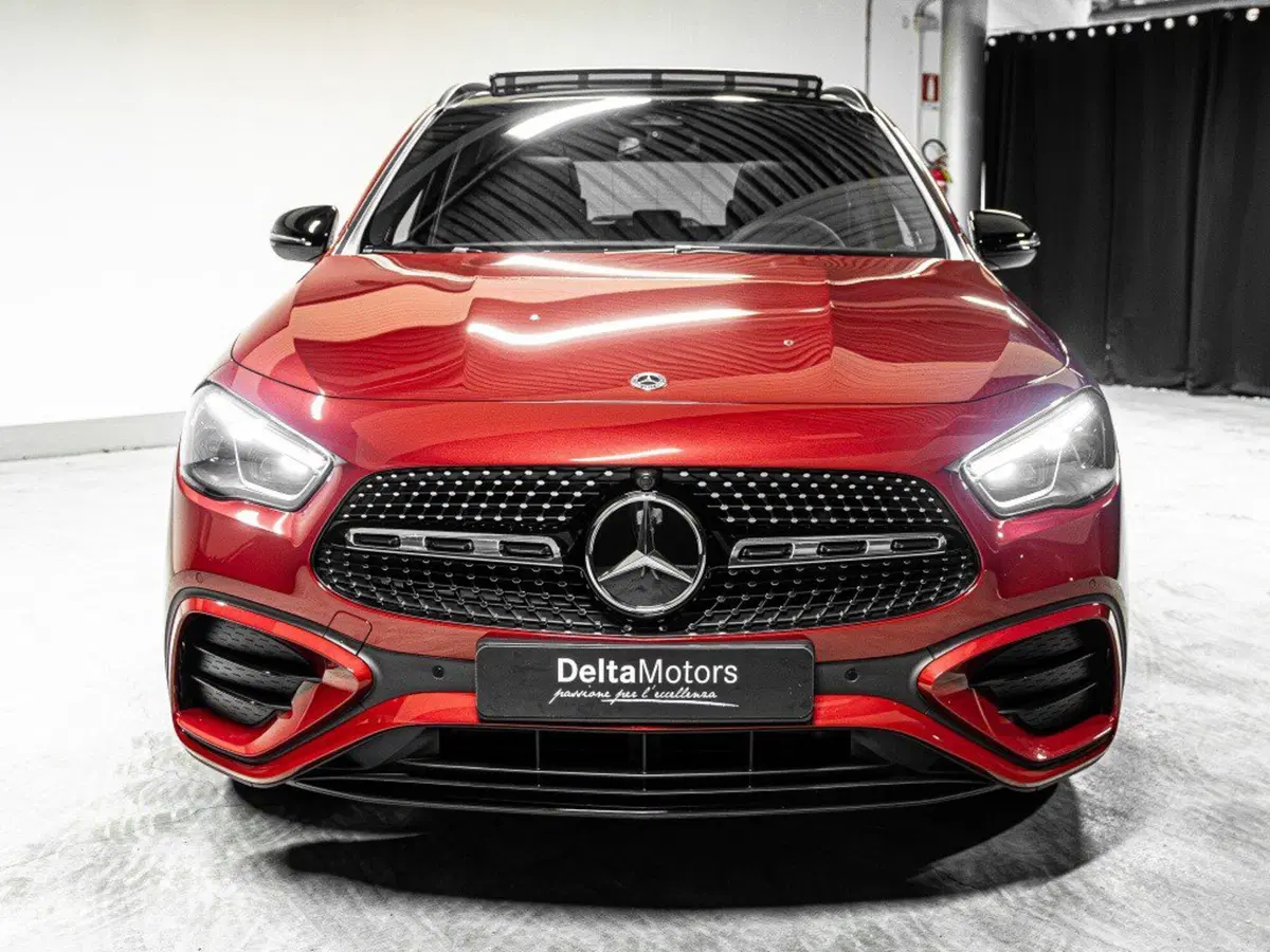 Mercedes-Benz GLA SUV nuova a Ancona (5)