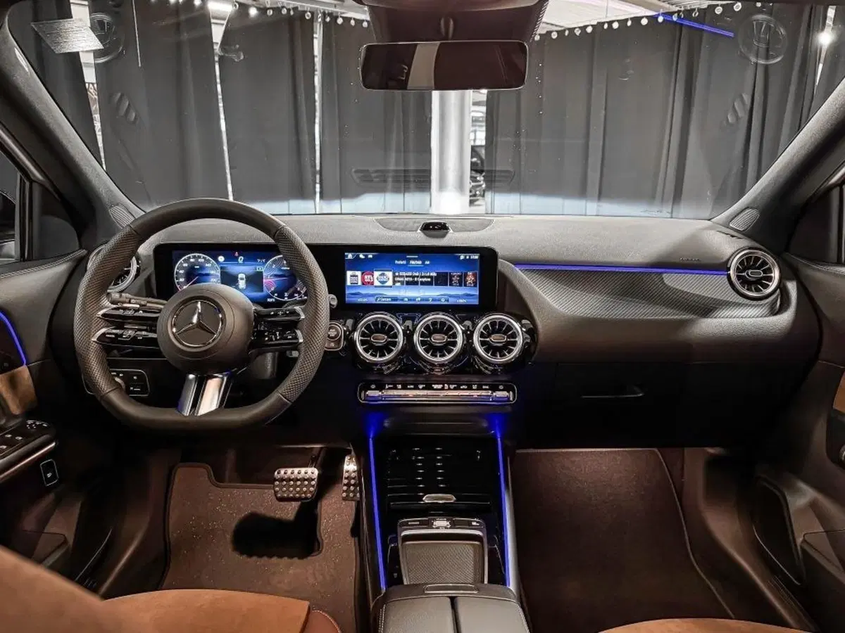 Mercedes-Benz GLA SUV nuova a Ancona (11)