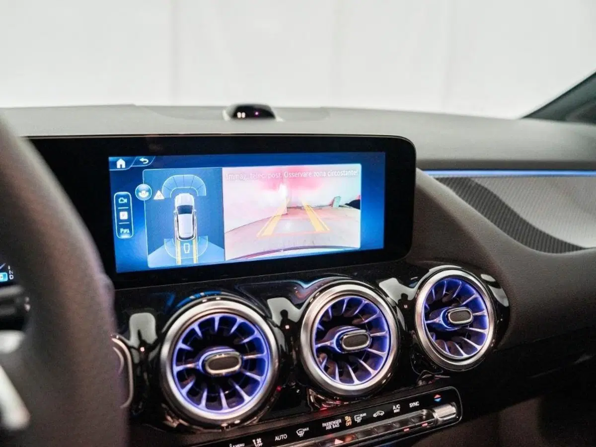 Mercedes-Benz GLA SUV nuova a Ancona (20)