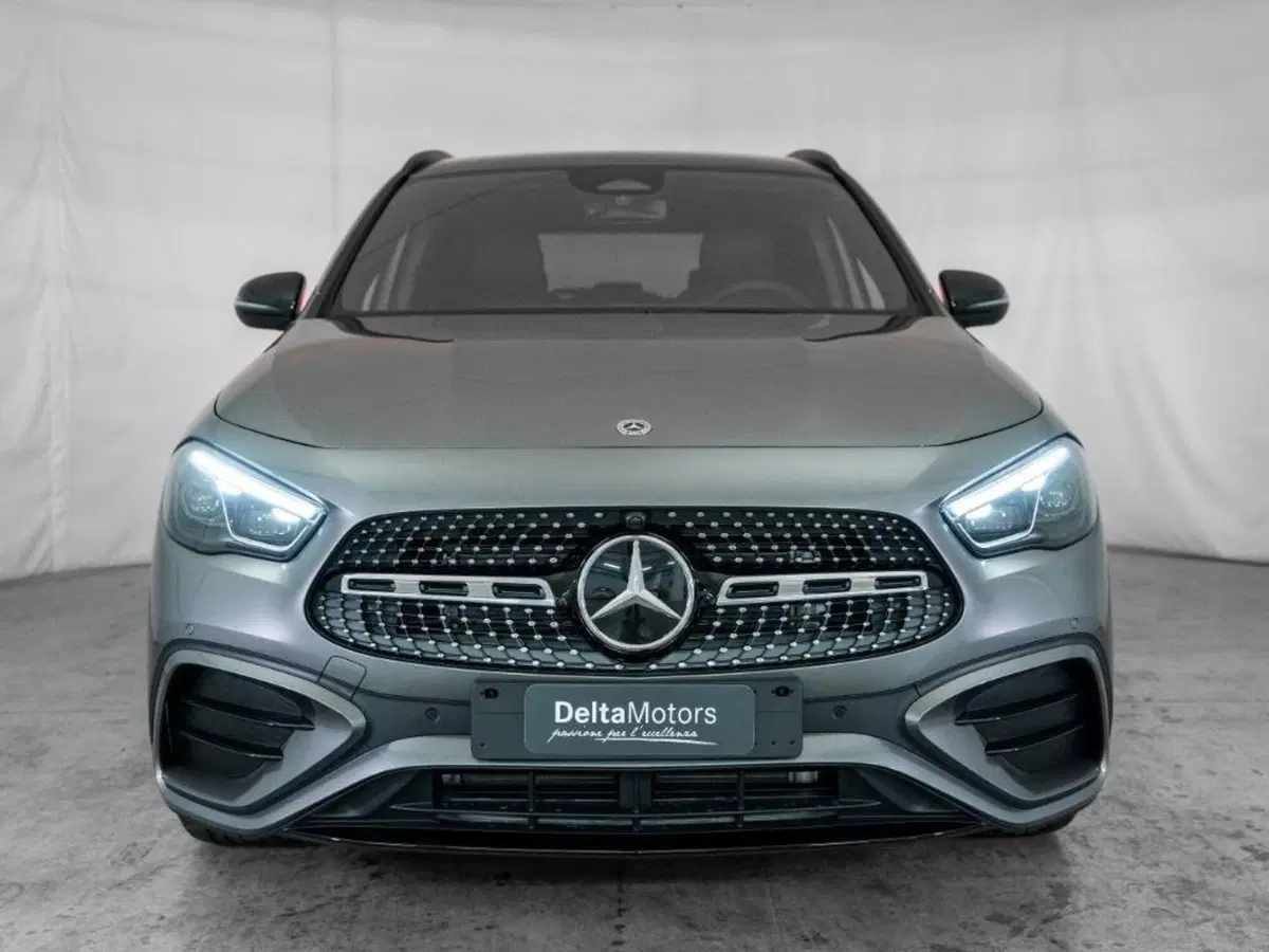 Mercedes-Benz GLA SUV nuova a Ancona (5)