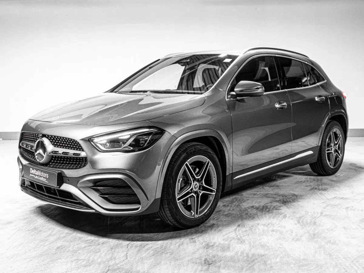 Mercedes-Benz GLA SUV nuova a Ancona