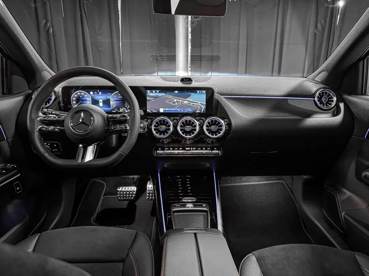 Mercedes-Benz GLA SUV nuova a Ancona (13)