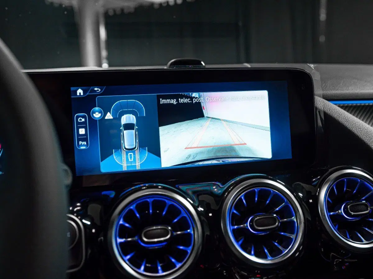 Mercedes-Benz GLA SUV nuova a Ancona (17)