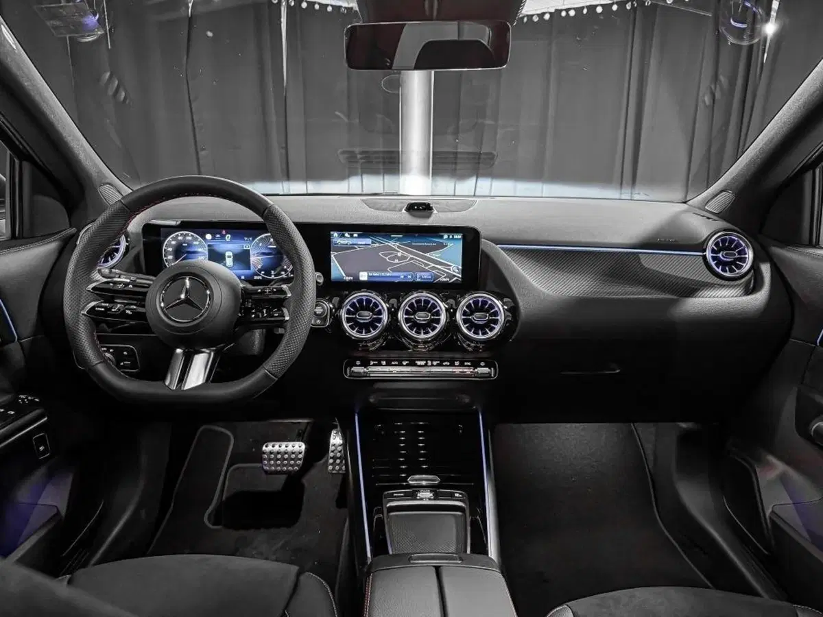 Mercedes-Benz GLA SUV nuova a Ancona (14)