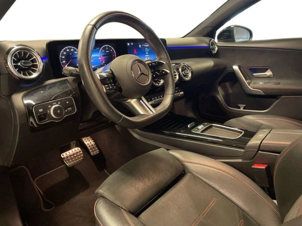 Mercedes-Benz Classe A usata a Ancona (16)