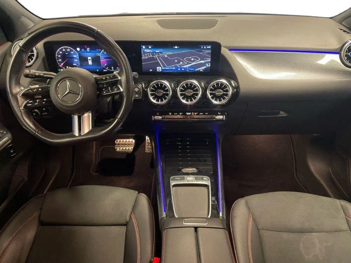 Mercedes-Benz GLA SUV usata a Ancona (10)