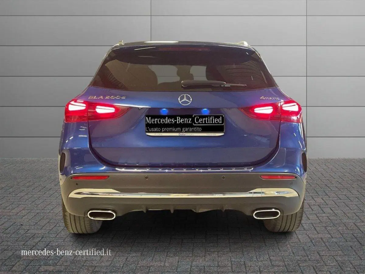 Mercedes-Benz GLA SUV usata a Ancona (4)