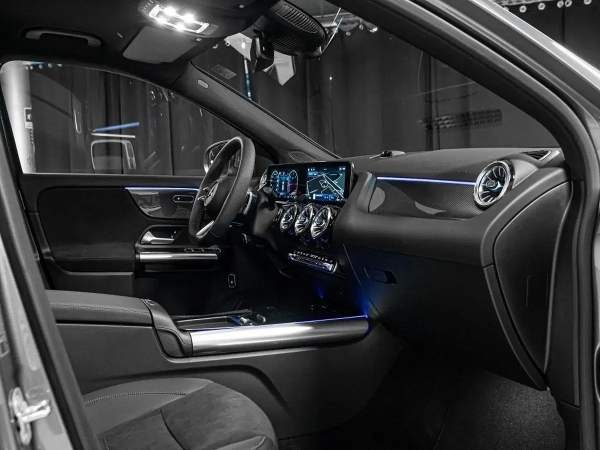 Mercedes-Benz GLA SUV nuova a Ancona (14)