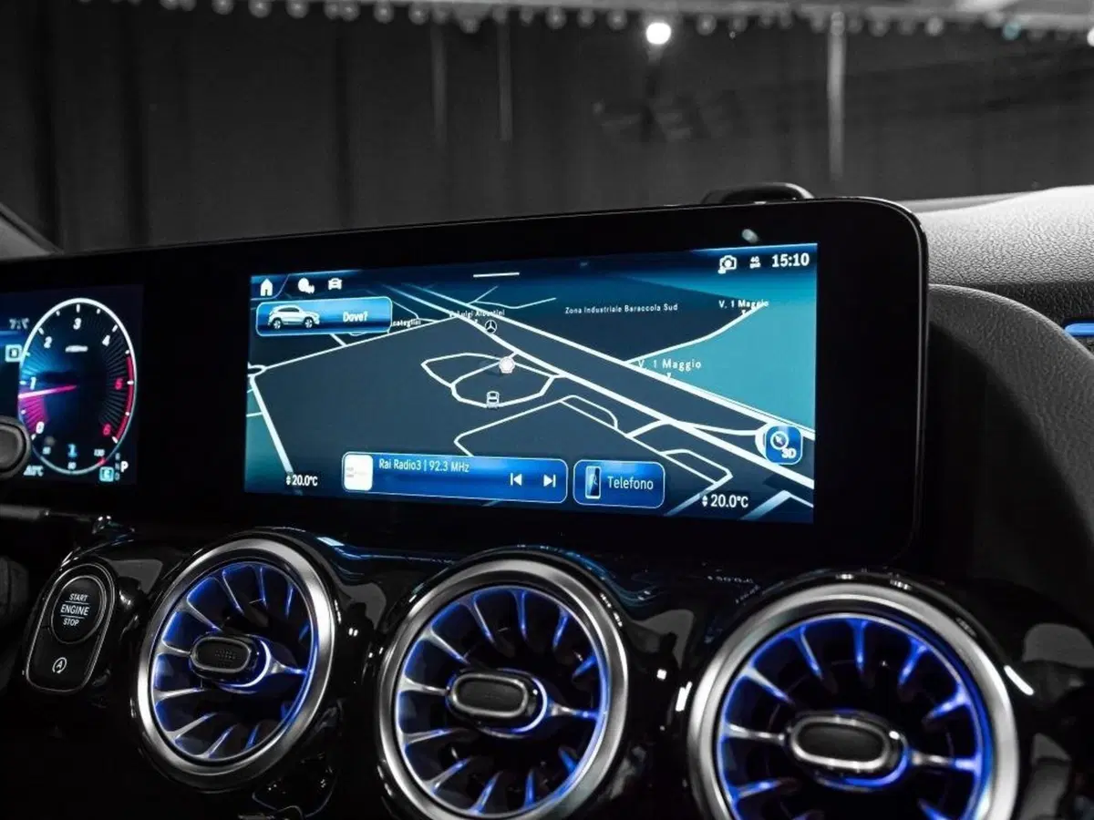 Mercedes-Benz GLA SUV nuova a Ancona (20)