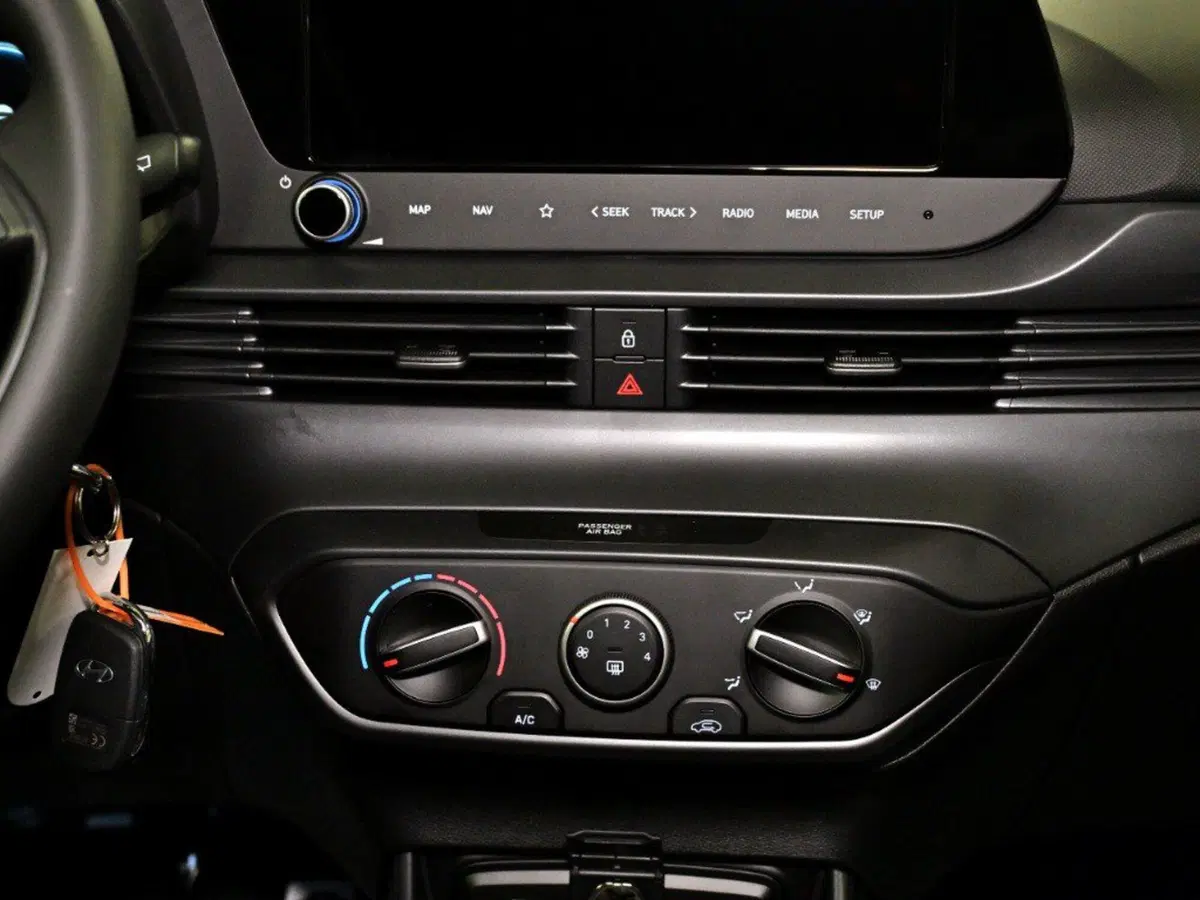 Hyundai Bayon nuova a Ancona (15)
