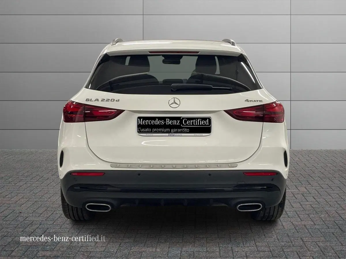 Mercedes-Benz GLA SUV usata a Ancona (4)