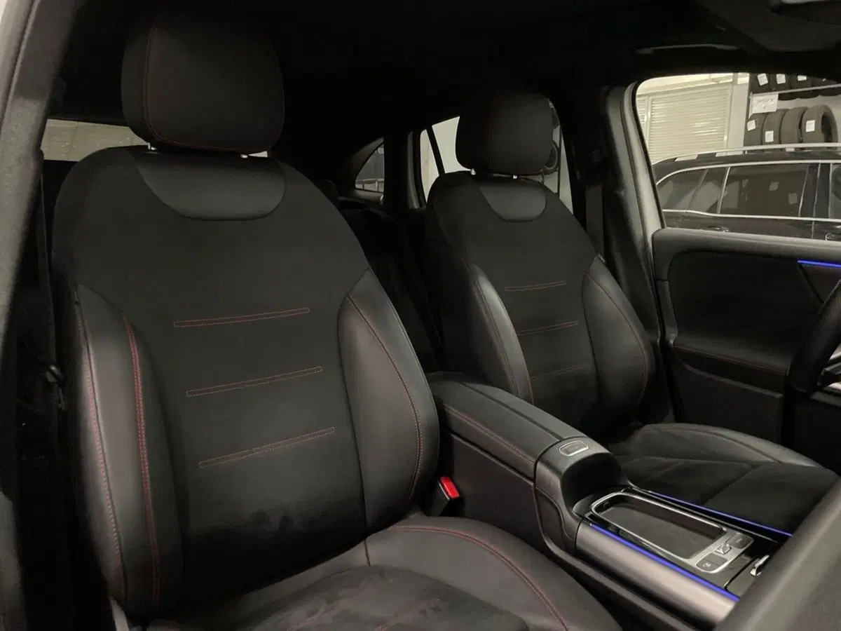 Mercedes-Benz GLA SUV usata a Ancona (9)