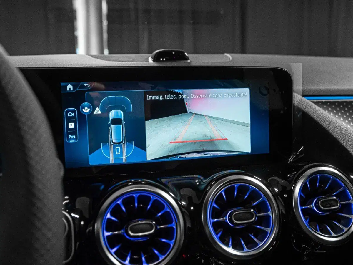 Mercedes-Benz GLA SUV nuova a Ancona (19)