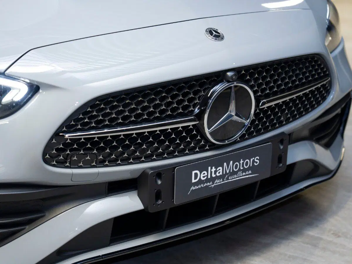 Mercedes-Benz Classe C nuova a Ancona (8)
