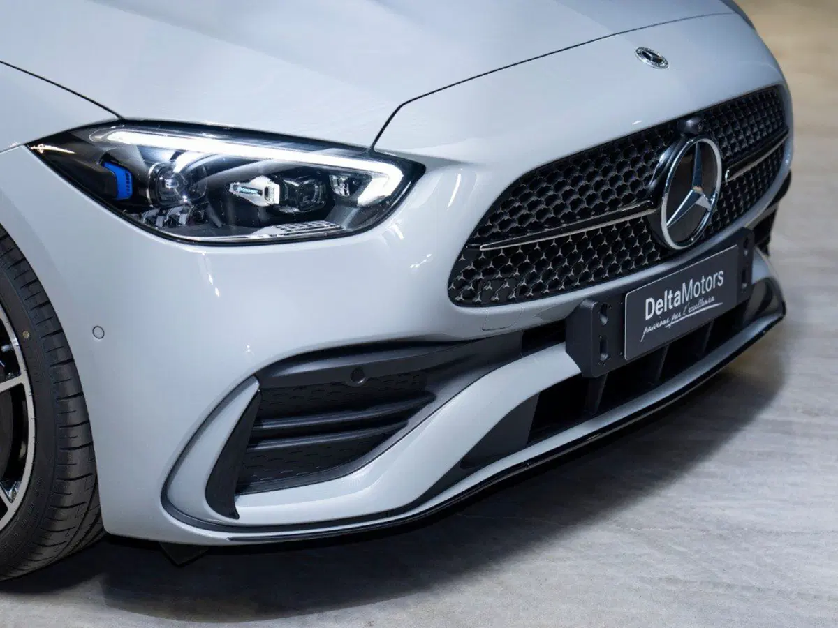 Mercedes-Benz Classe C nuova a Ancona (9)