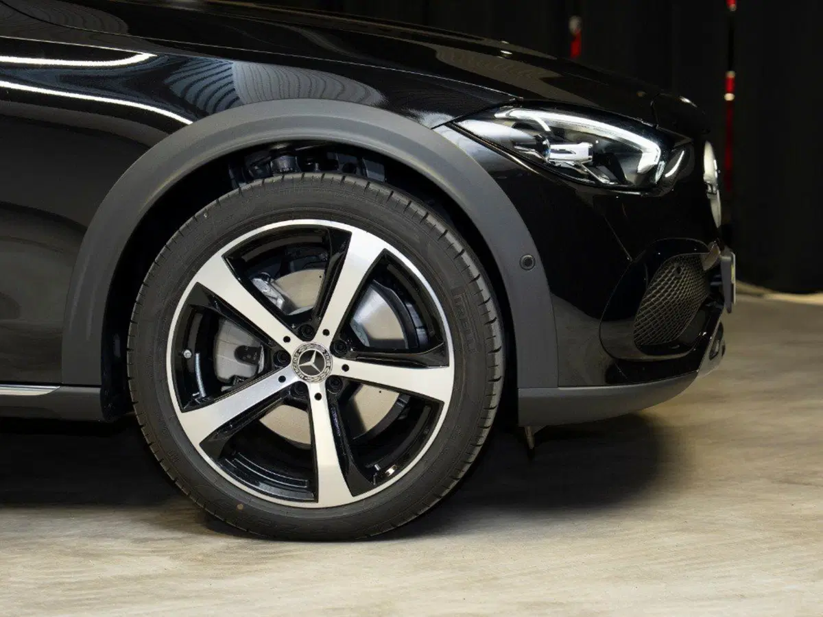 Mercedes-Benz Classe C Station Wagon nuova a Ancona (15)