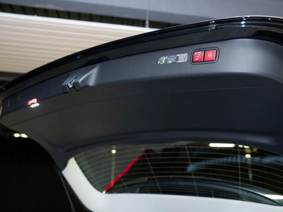 Mercedes-Benz Classe C Station Wagon nuova a Ancona (17)