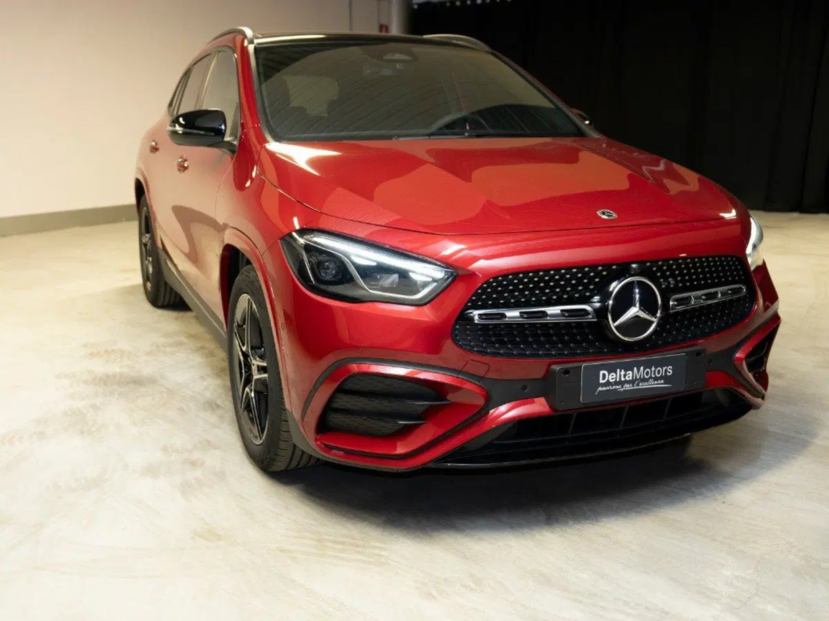 Mercedes-Benz GLA SUV nuova a Ancona (8)
