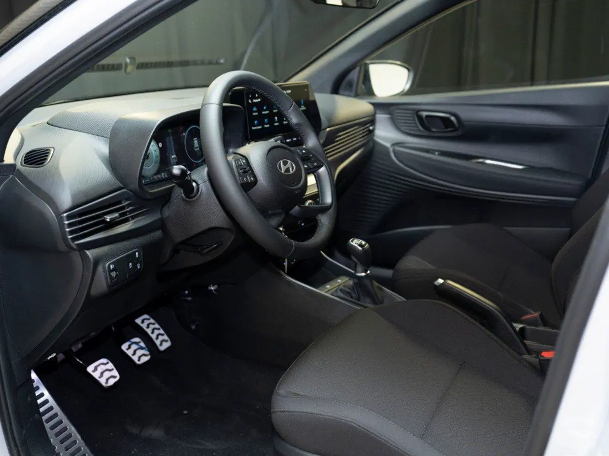 Hyundai Bayon nuova a Ancona (17)
