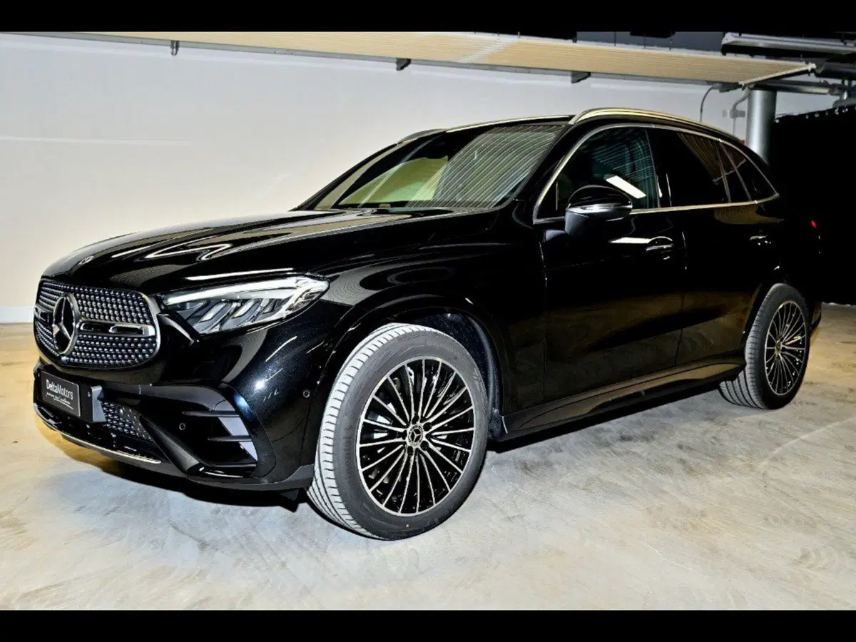 Mercedes-Benz GLC SUV nuova a Ancona