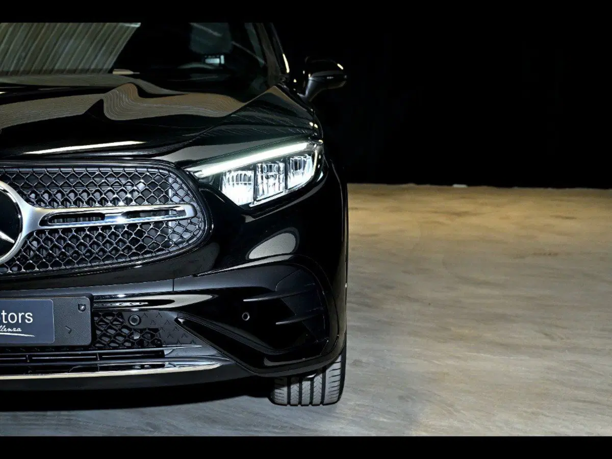 Mercedes-Benz GLC SUV nuova a Ancona (8)