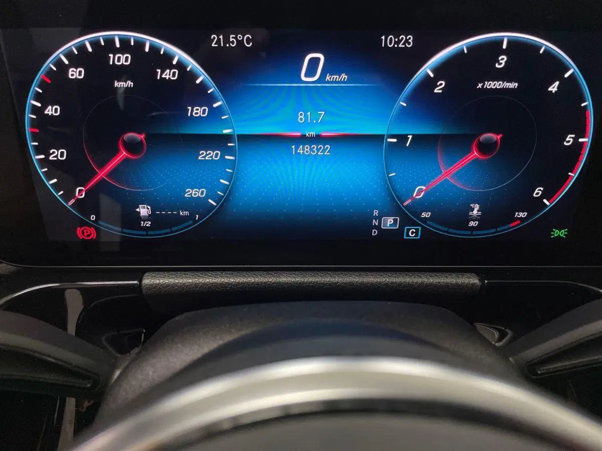 Mercedes-Benz GLA SUV usata a Ancona (17)