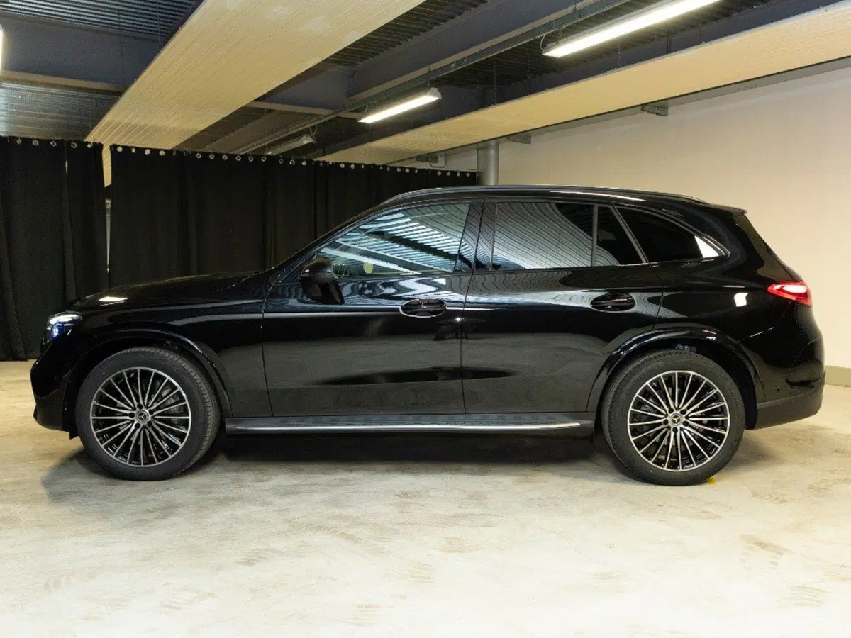 Mercedes-Benz GLC SUV nuova a Ancona (4)