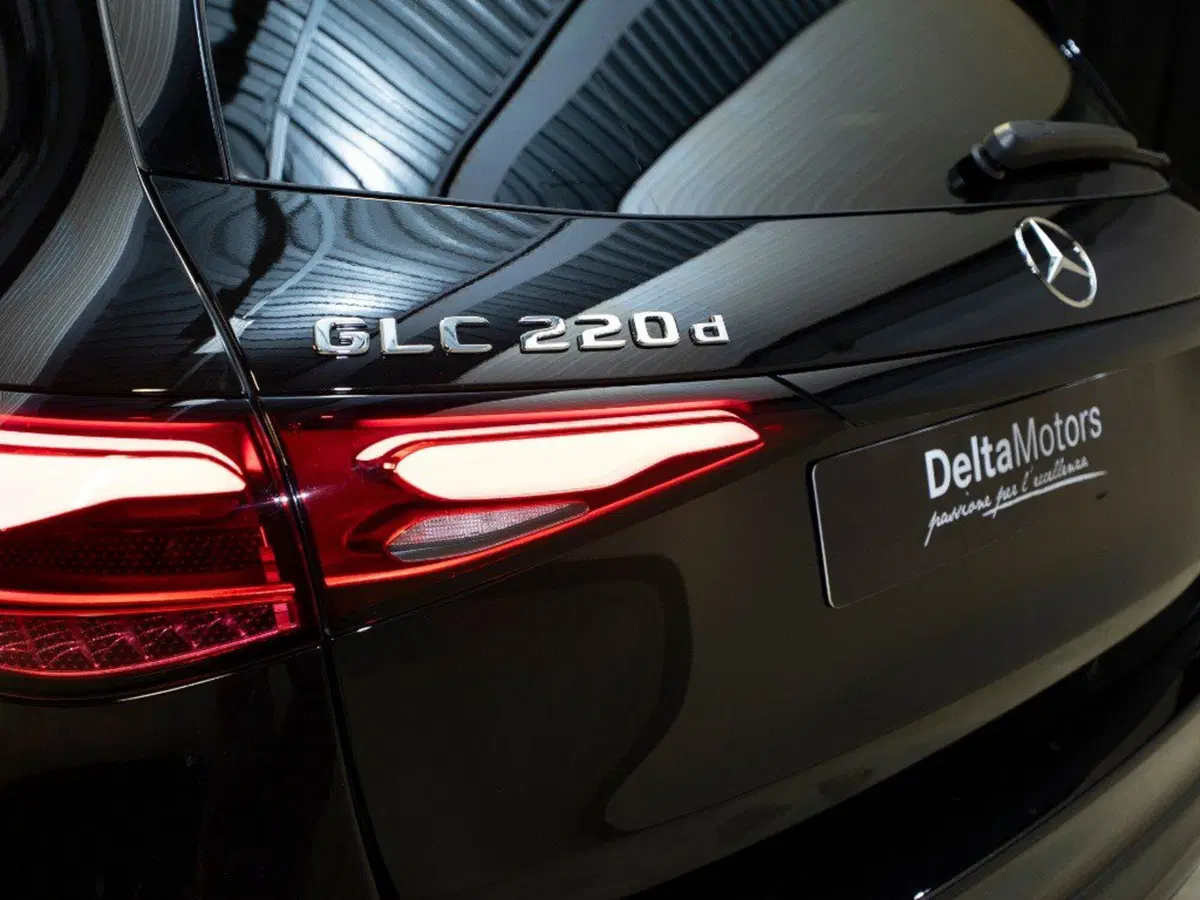 Mercedes-Benz GLC SUV nuova a Ancona (7)