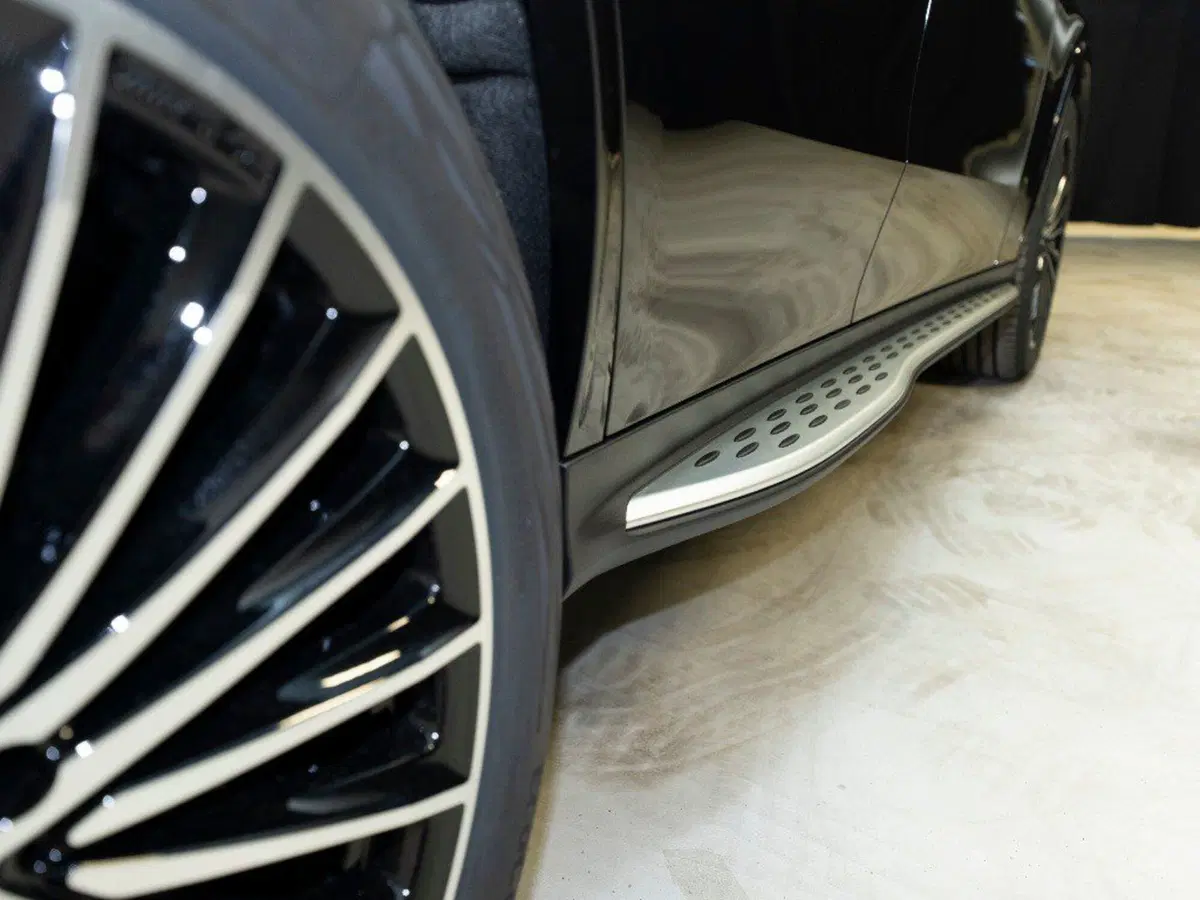 Mercedes-Benz GLC SUV nuova a Ancona (9)