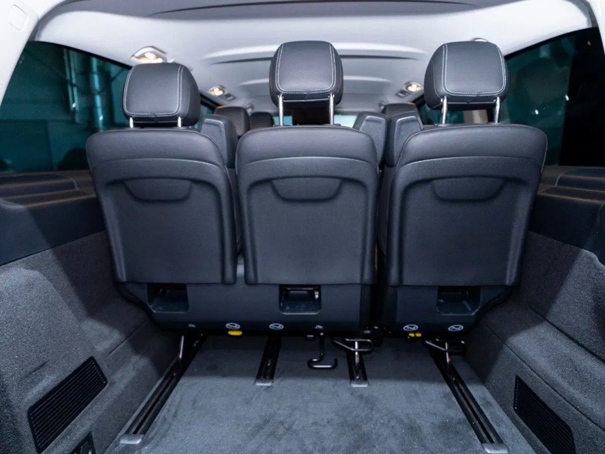 Mercedes-Benz Classe V nuova a Ancona (19)