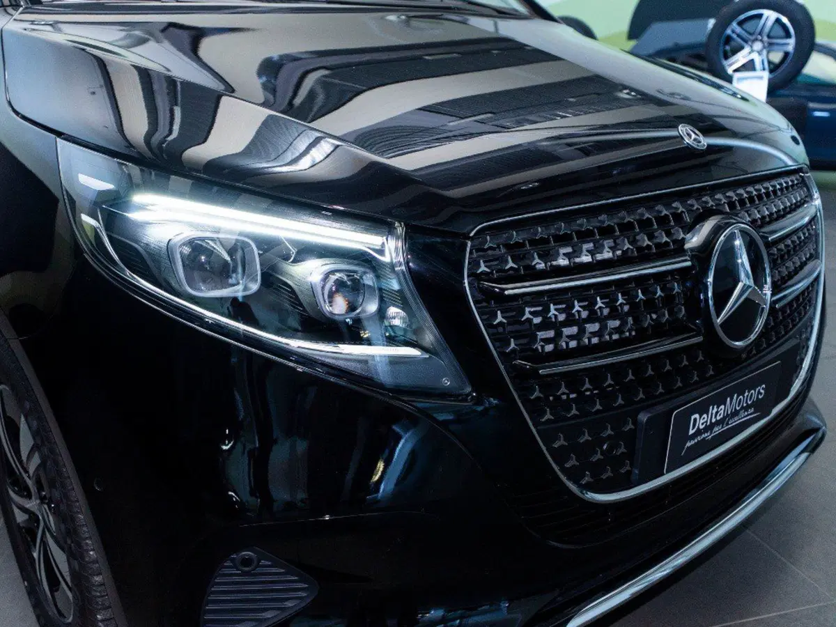 Mercedes-Benz Classe V nuova a Ancona (5)
