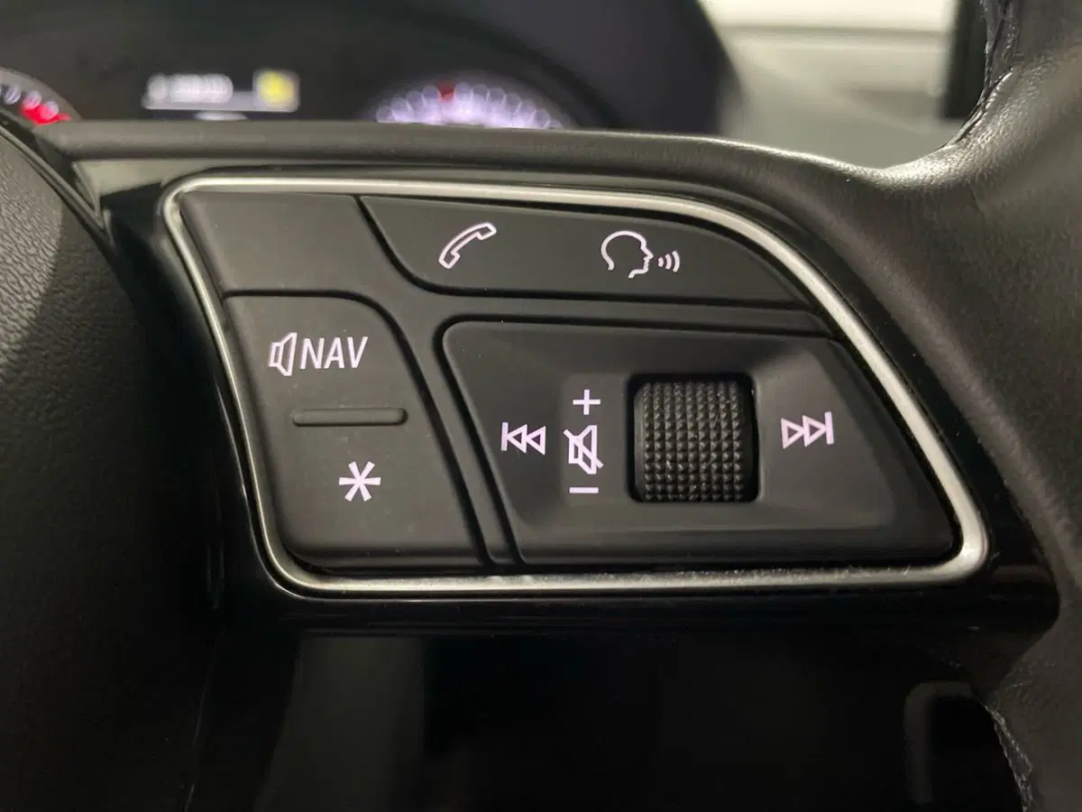 Audi Q2 usata a Ancona (16)