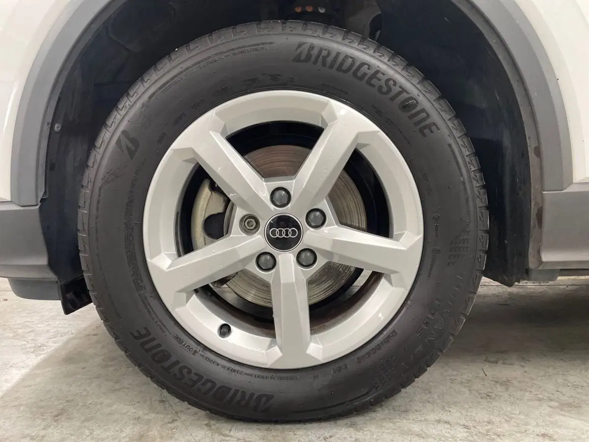 Audi Q2 usata a Ancona (8)