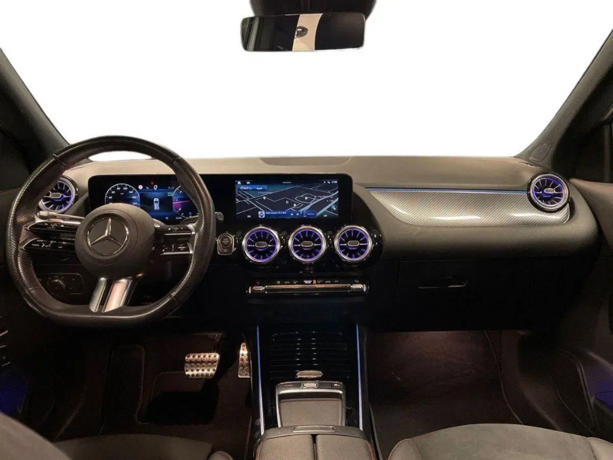 Mercedes-Benz GLA SUV usata a Ancona (15)