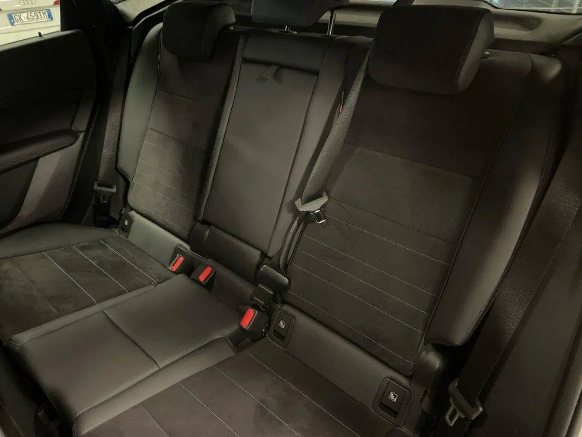 BMW Serie 2 Active Tourer usata a Ancona (11)