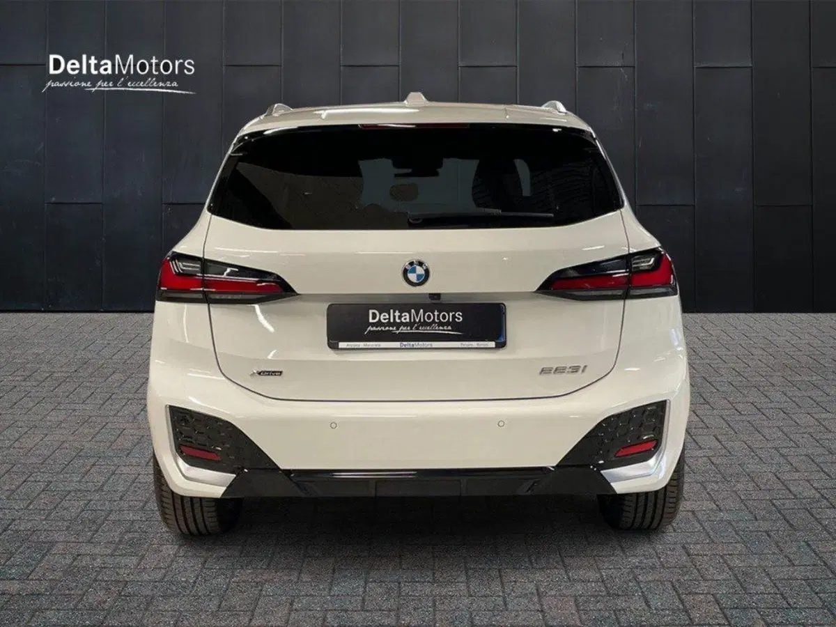 BMW Serie 2 Active Tourer usata a Ancona (4)