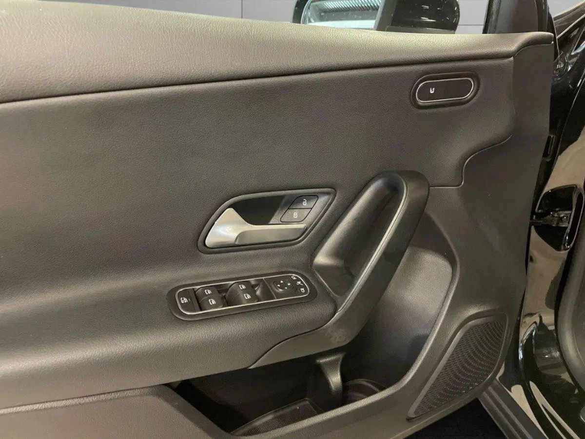 Mercedes-Benz Classe A usata a Ancona (20)