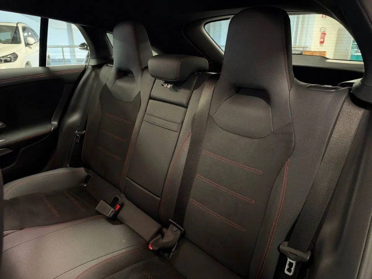 Mercedes-Benz CLA Shooting Brake usata a Ancona (11)