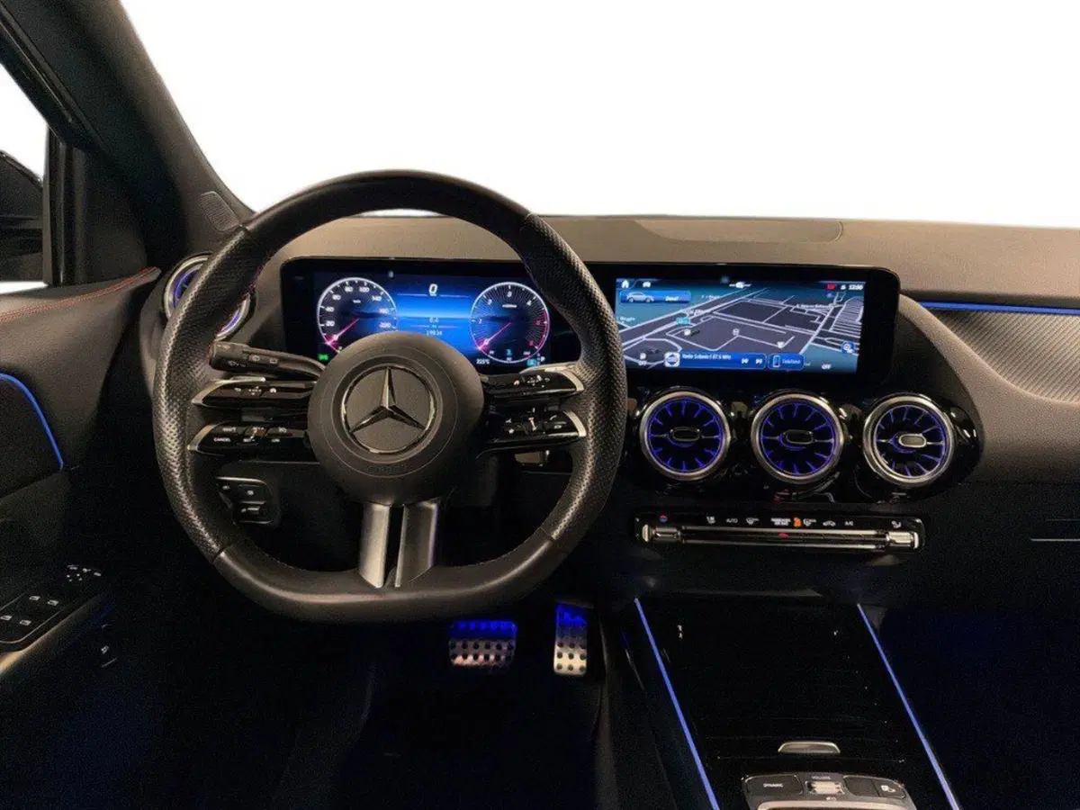 Mercedes-Benz GLA SUV usata a Ancona (15)
