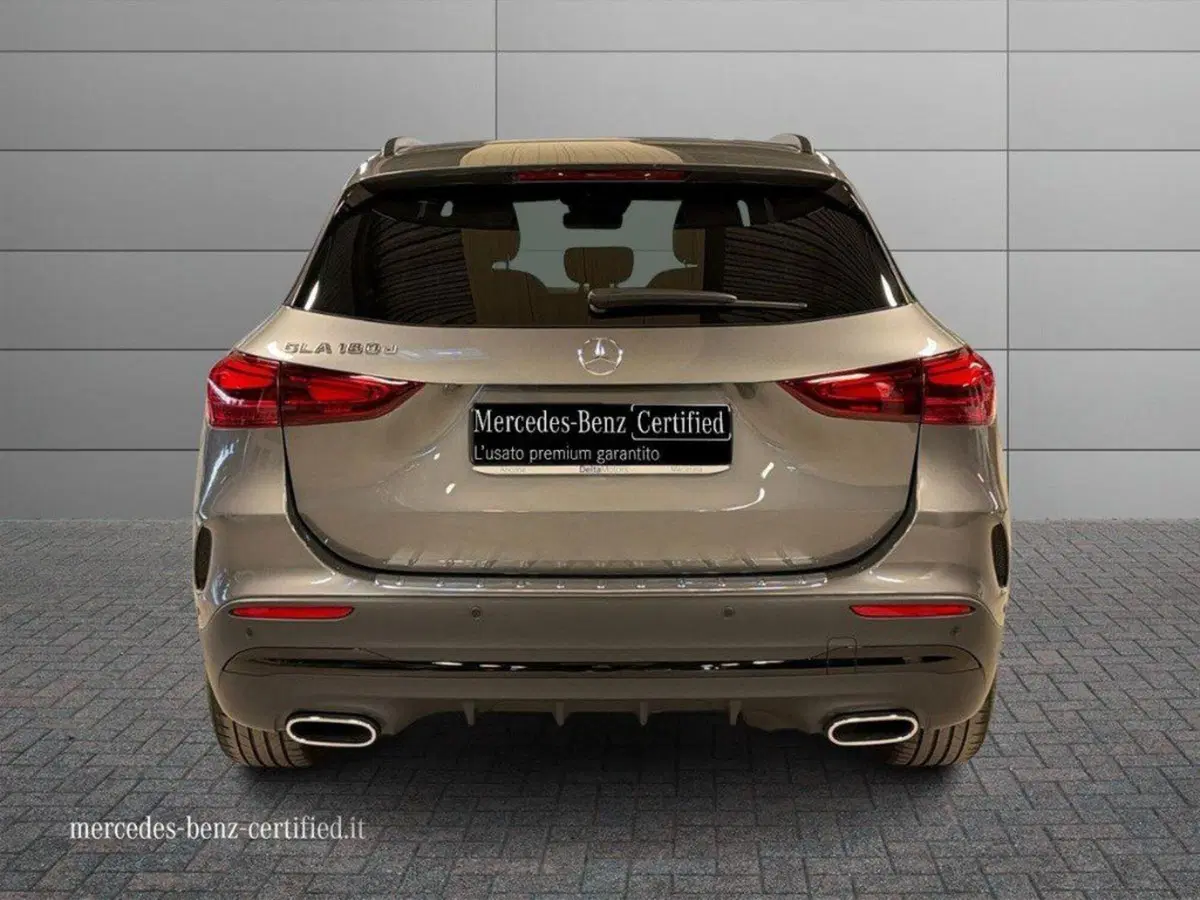 Mercedes-Benz GLA SUV usata a Ancona (4)