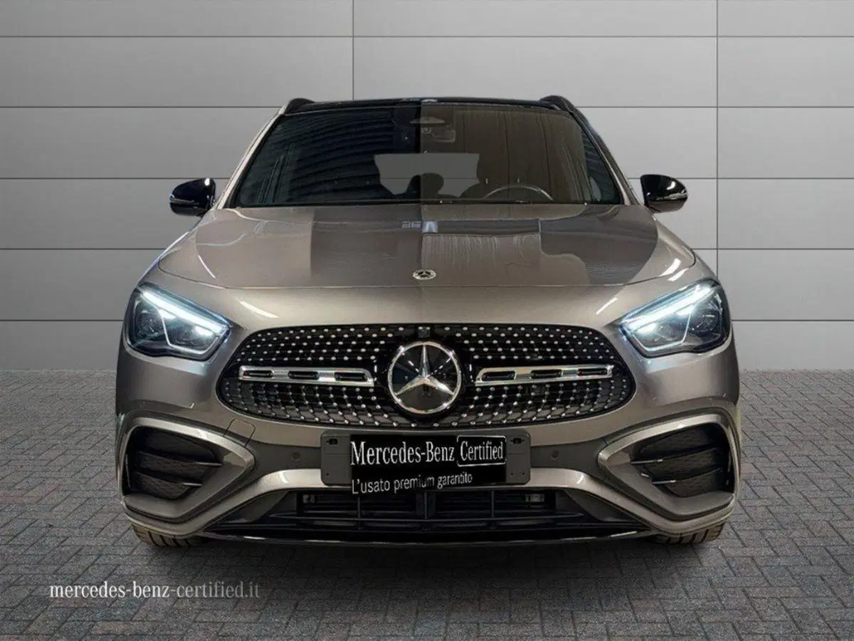 Mercedes-Benz GLA SUV usata a Ancona (6)