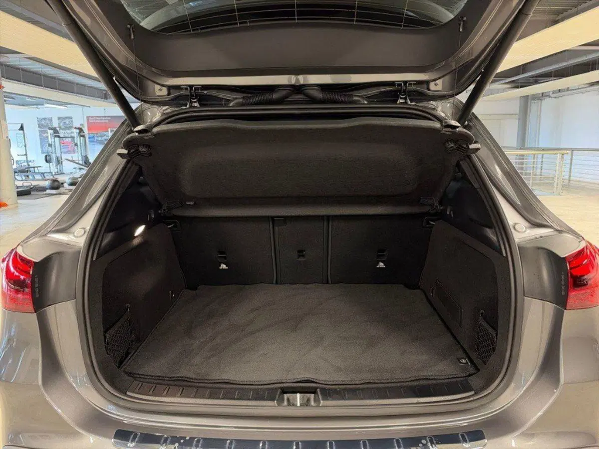 Mercedes-Benz GLA SUV usata a Ancona (8)