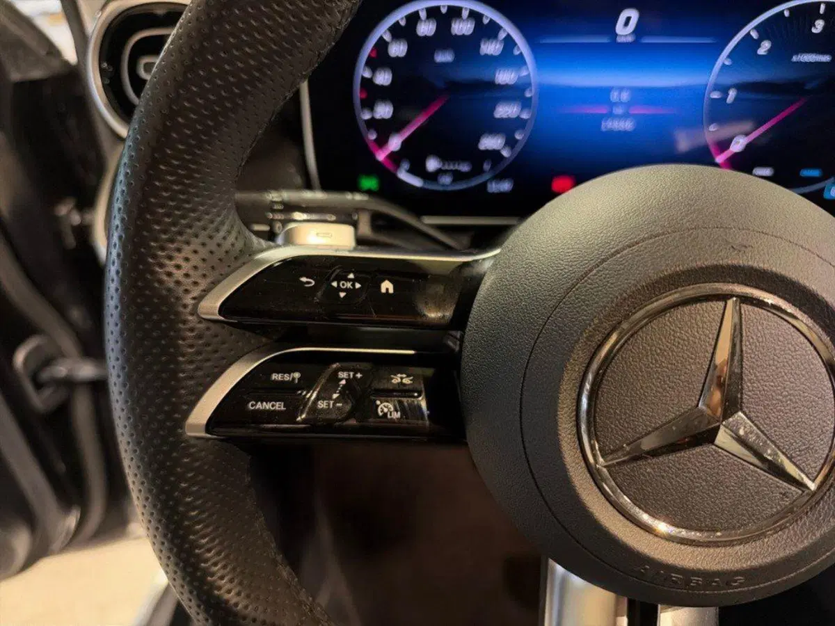 Mercedes-Benz GLC Coupé usata a Ancona (17)