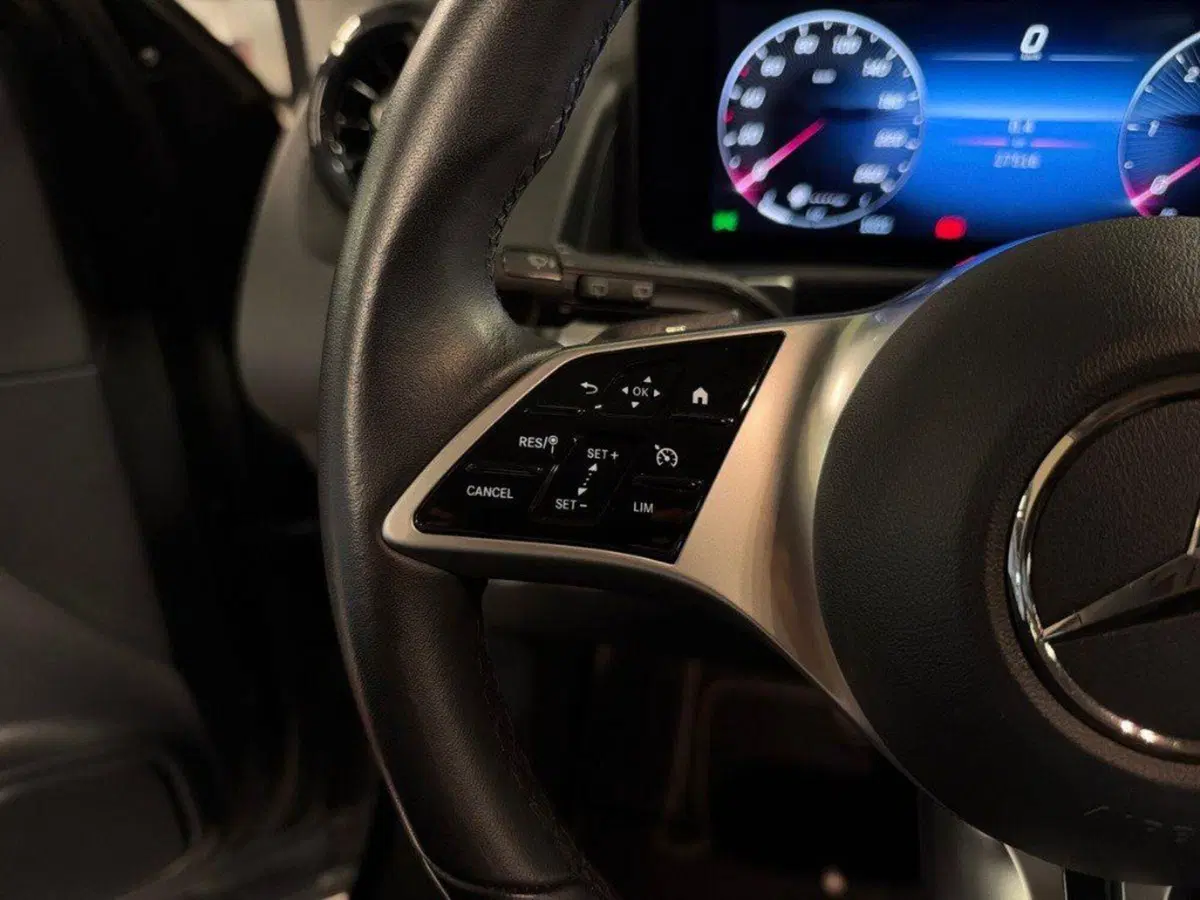 Mercedes-Benz GLB usata a Ancona (17)